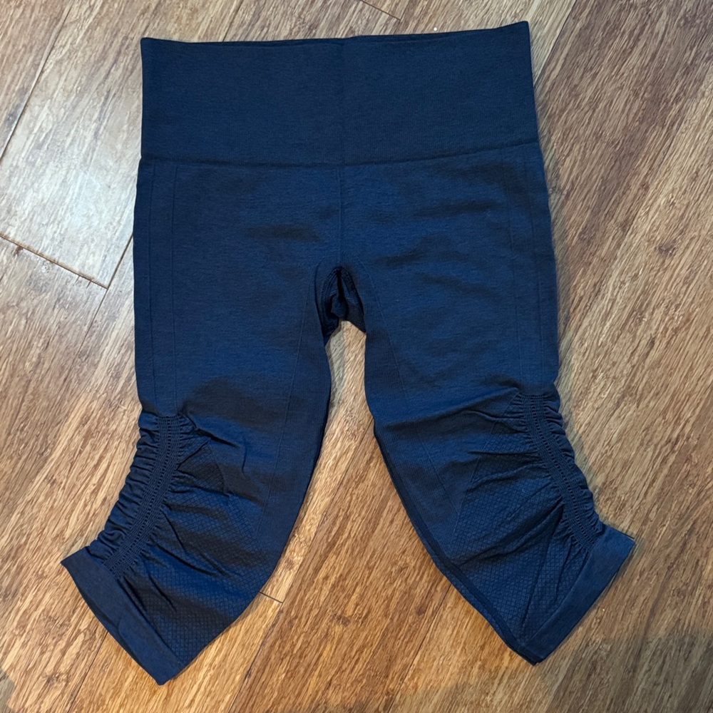 Lululemon Dark Gray Leggings